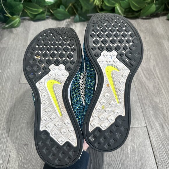 Nike Flyknit Racer Men 4.5/ 6 Women Running Shoes Blue Cactus 526628-402 - Picture 8 of 9